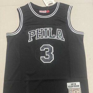 Mitchell & Ness Philadelphia 76ers Allen Iverson #3 Men's Jersey